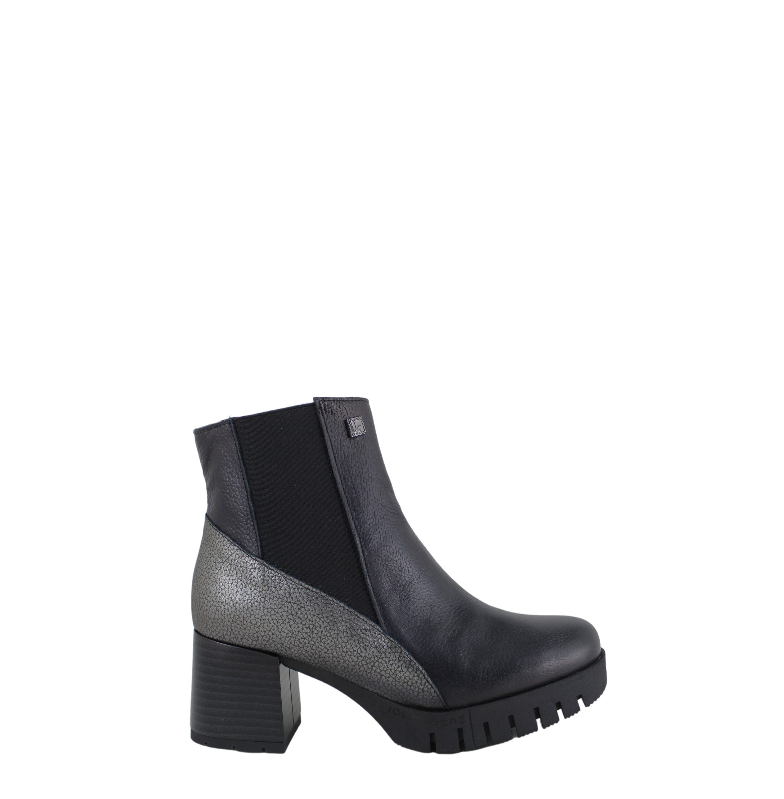 BOTA JOSE SAENZ COM SALTO