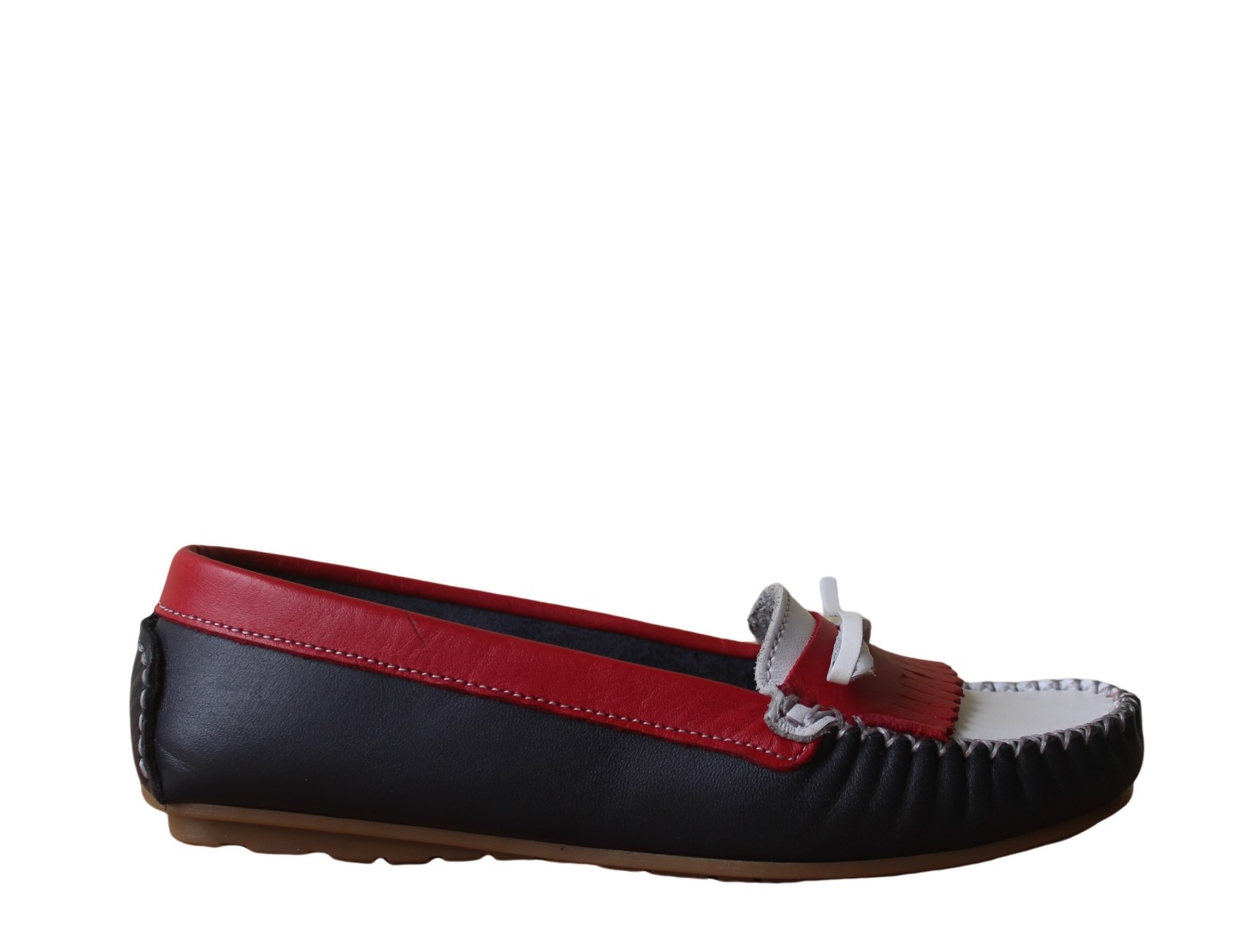 MOCASSINS EM PELE