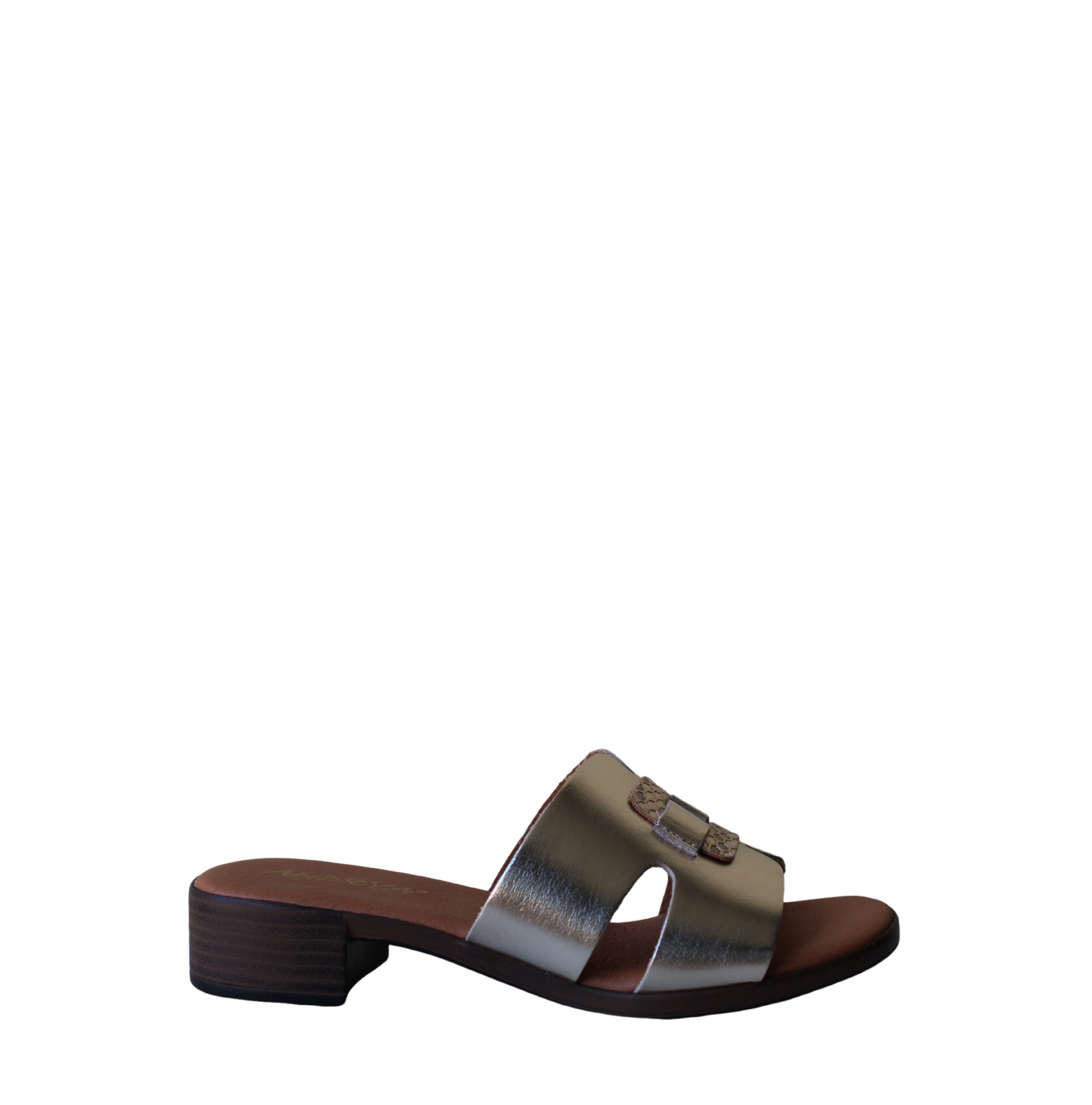 CHINELO DE SALTO EM PELE