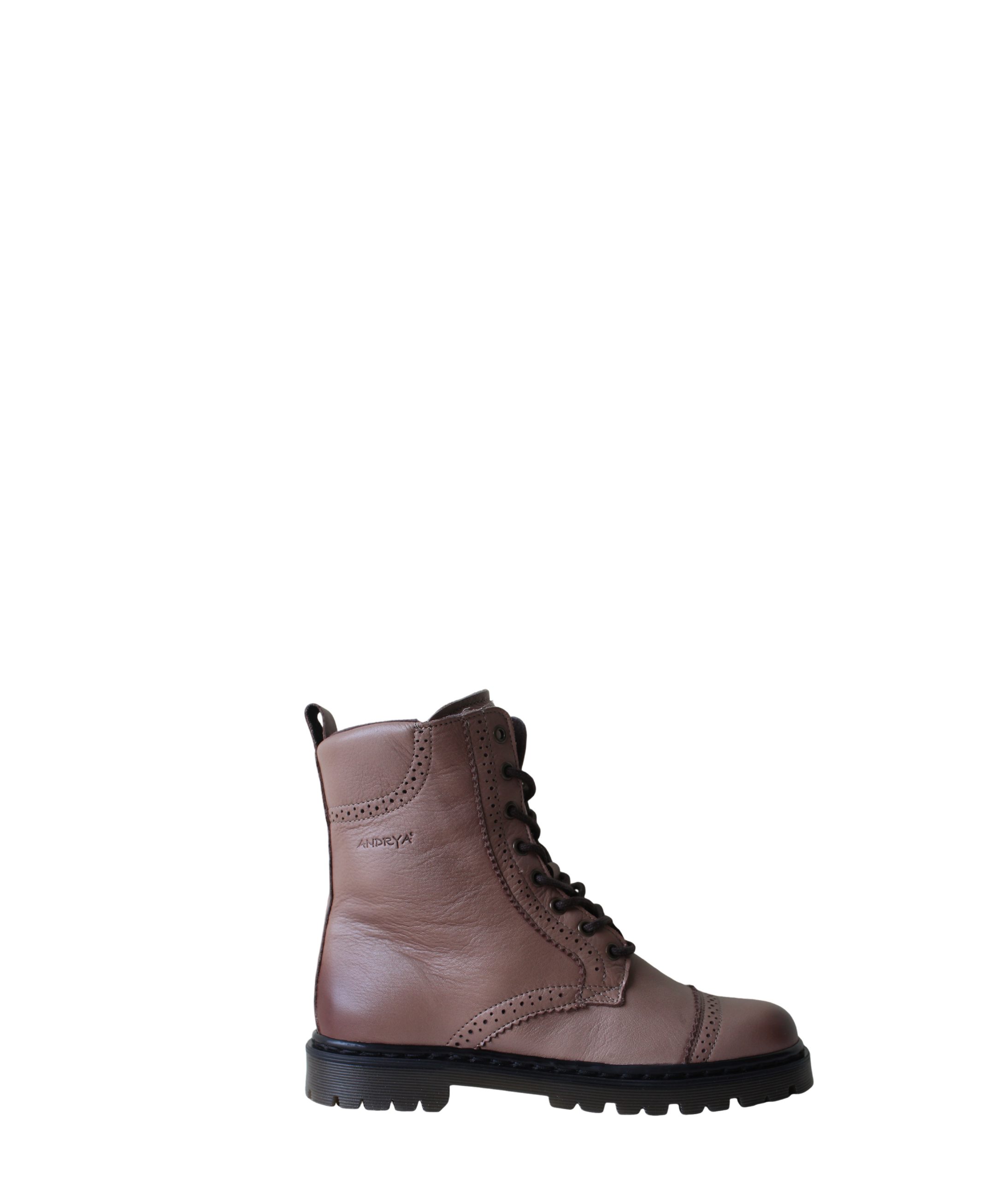 BOTA ANDRYA EM PELE MEIO CANO